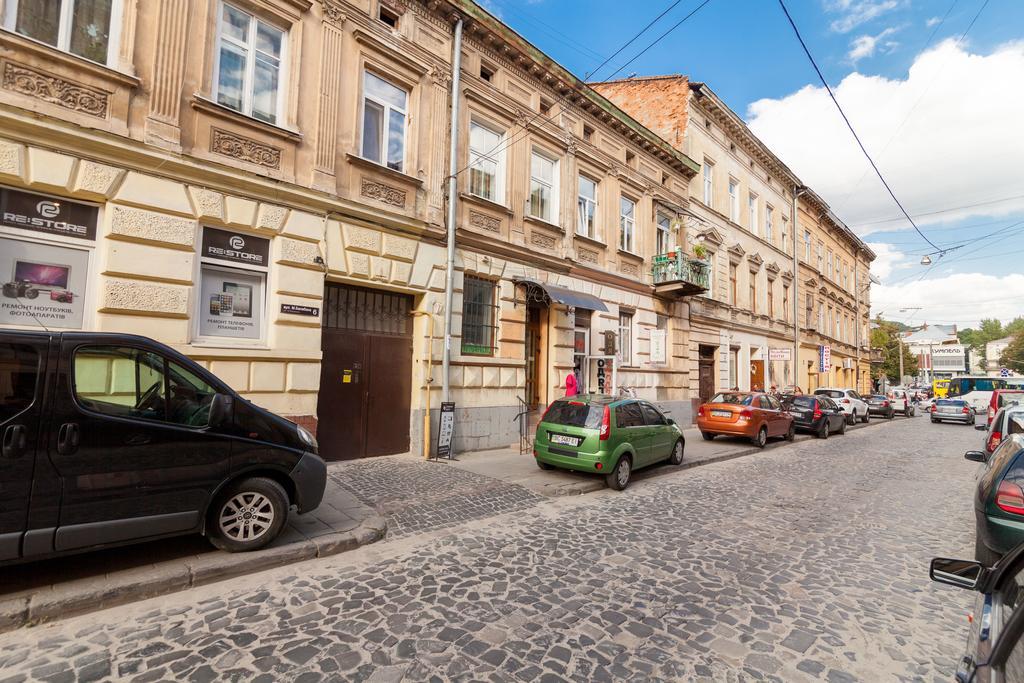 Near Opera Apartment Lvov Exteriér fotografie